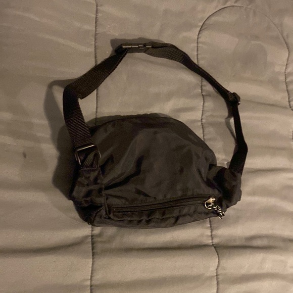 Belt bad - Picture 1 of 3